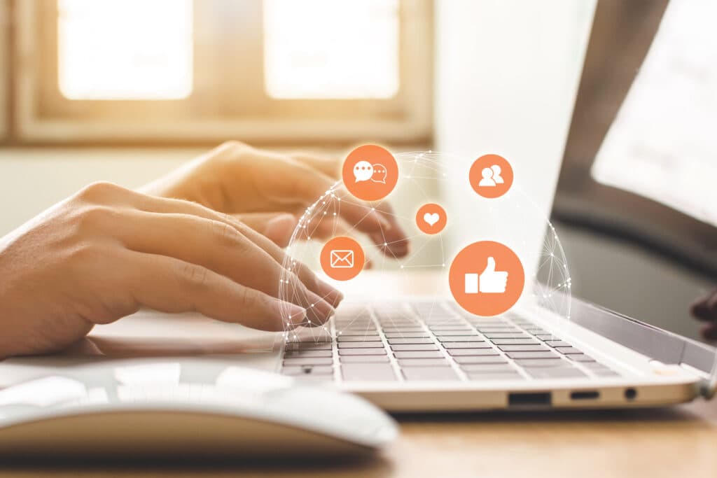 Local social media marketing for contractors in neighborhood groups